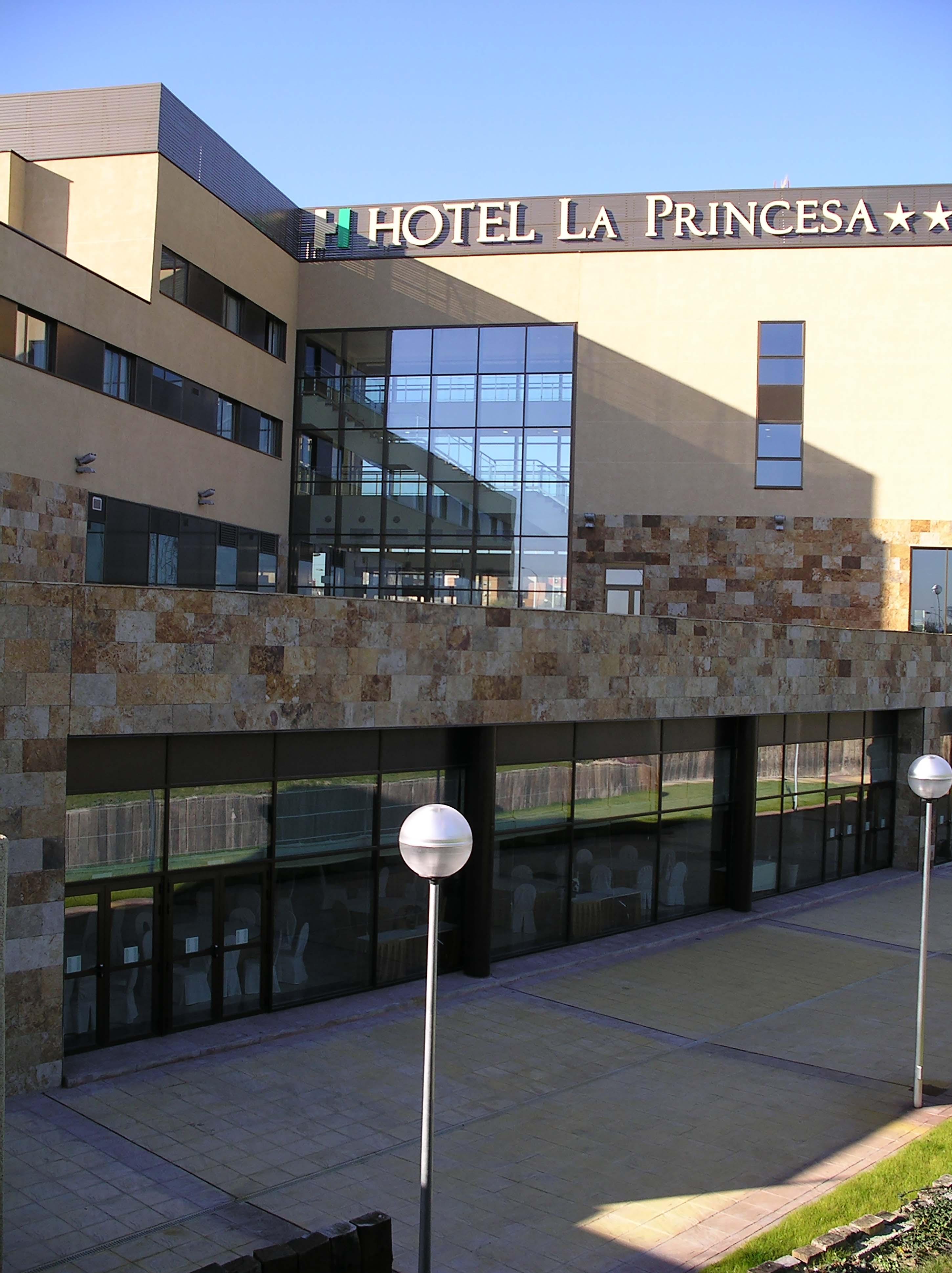 Checkin La Princesa Alcorcón Exterior foto